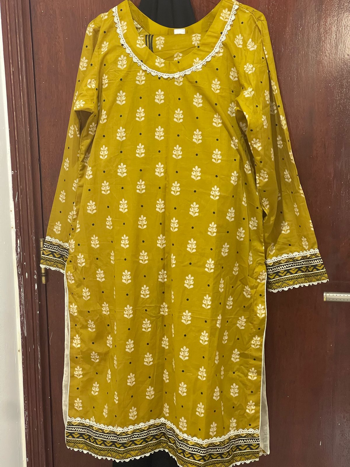 3 Piece RTW-Printed Suit Lawn by Abrish